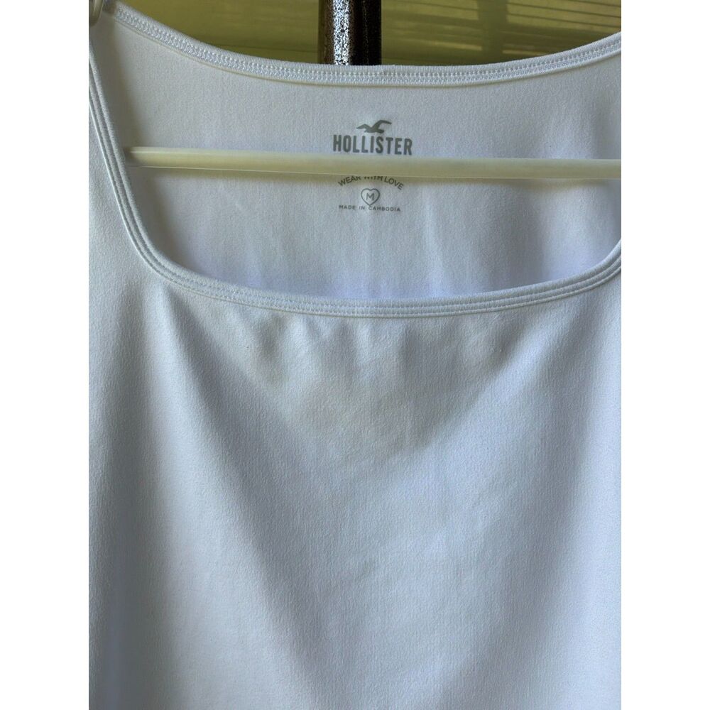 Hollister Sz Medium Baby Tee White Cropped Square Neck Short Sleeve Soft Retro - Picture 6 of 9